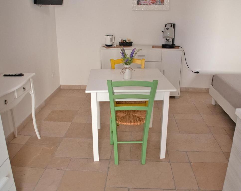 Le Casette Brindisi Exteriör bild